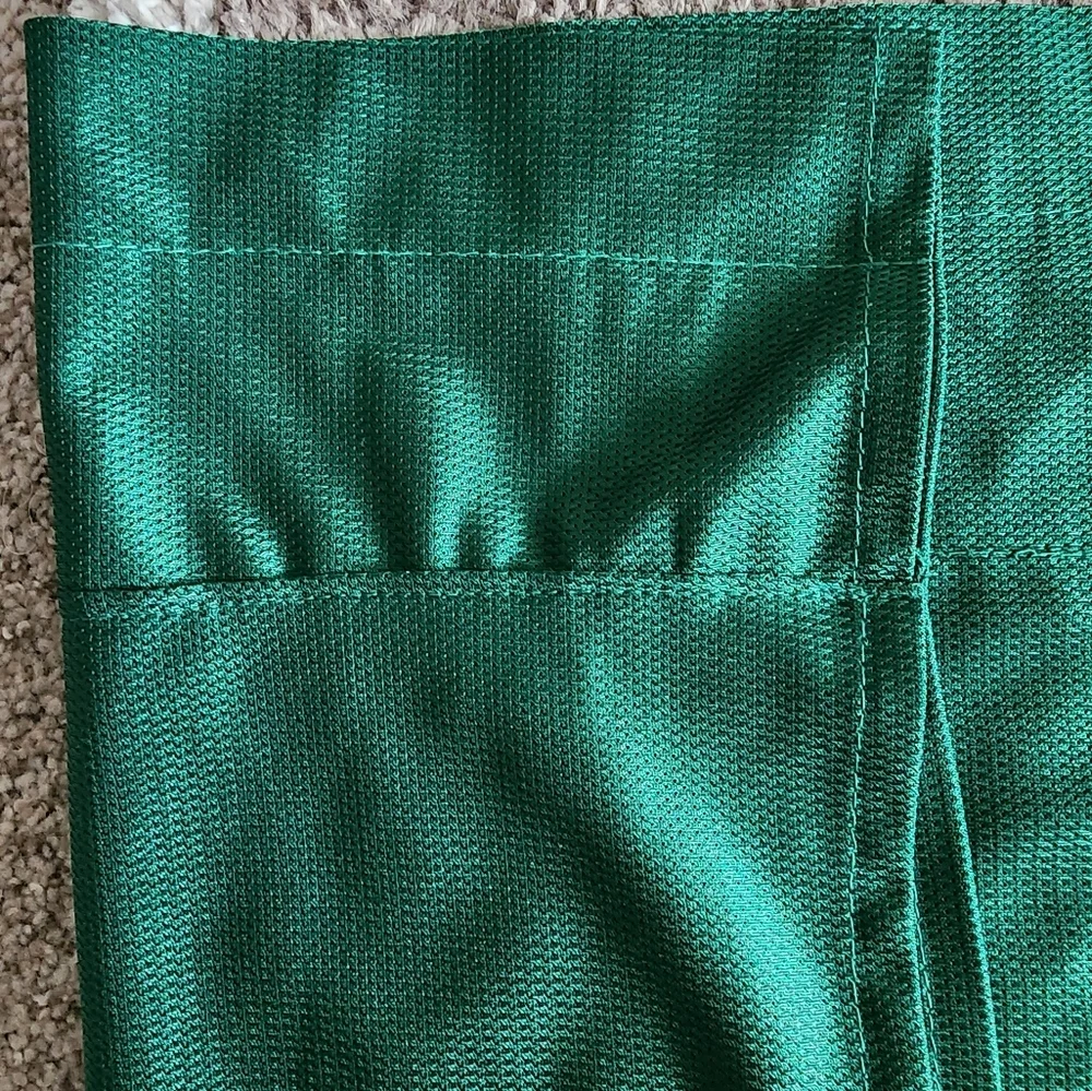 Green Bay Packer NFL Window Valance, Rod Opening 3